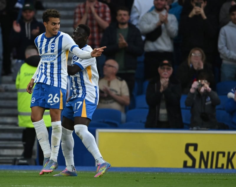 Yasin Ayari skoraði tvennu fyrir Brighton