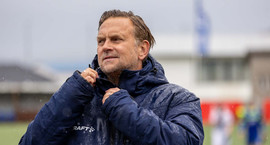 &bdquo;Með fullt af ungum strákum og með skynsamt...