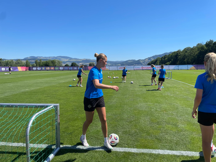 Diljá á æfingu í Sviss í dag.