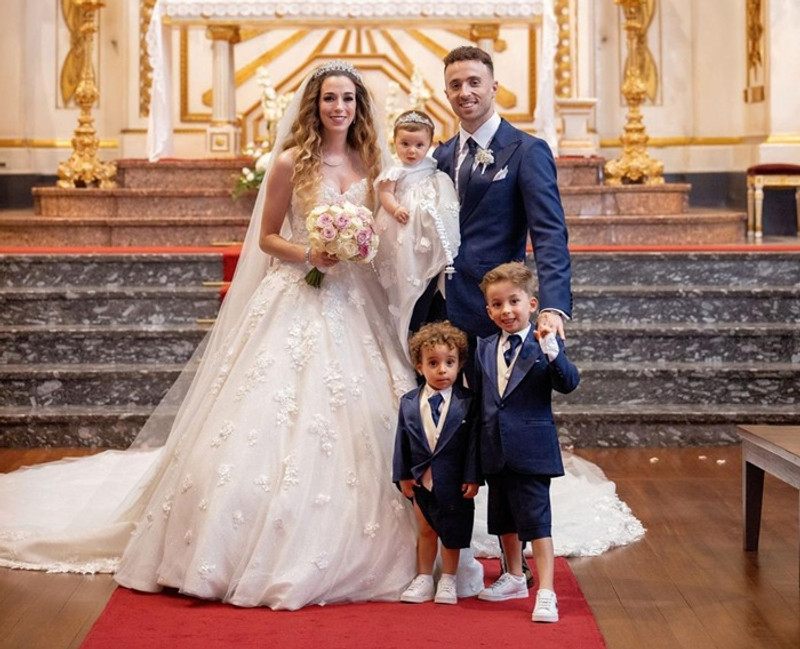 Diogo Jota gifti sig í júní.