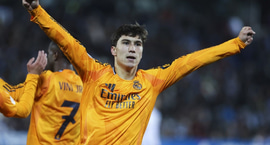 Man Utd vill sænskan táning - Liverpool leiðir...