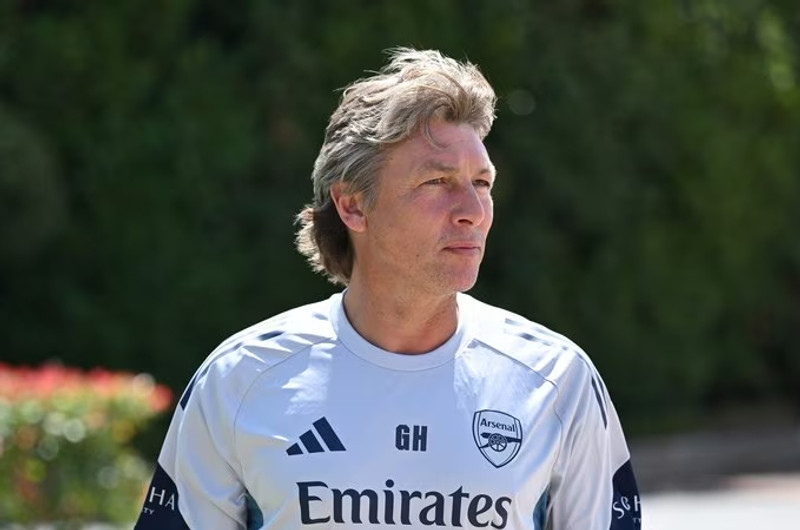 Gabriel Heinze aðstoðar Arteta (Staðfest)