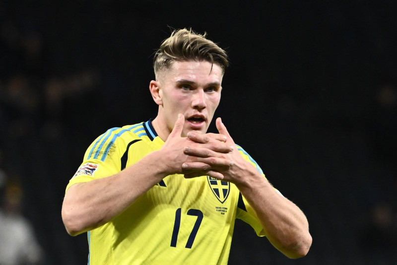 Viktor Gyökeres skoraði þrennu og sendi Svía í úrslitaleik