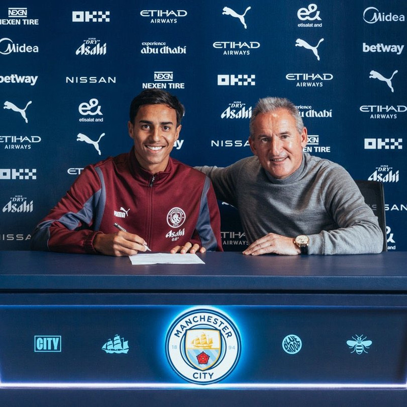 Man City lánar Reis og Alleyne út (Staðfest)