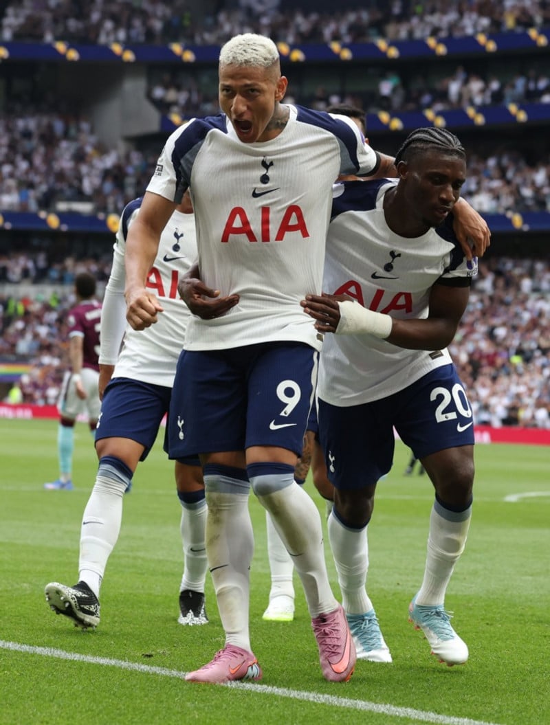 Richarlison ekki skráður í úrvalsdeildarhópinn