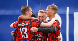 Ísland í dag - Toppslagur í Laugardal