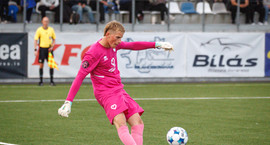 Framlengdi eftir mjög gott tímabil og tilboð frá...