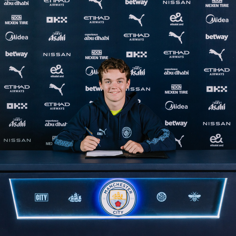 Nypan snýr aftur til Man City eftir lán hjá Boro (Staðfest)
