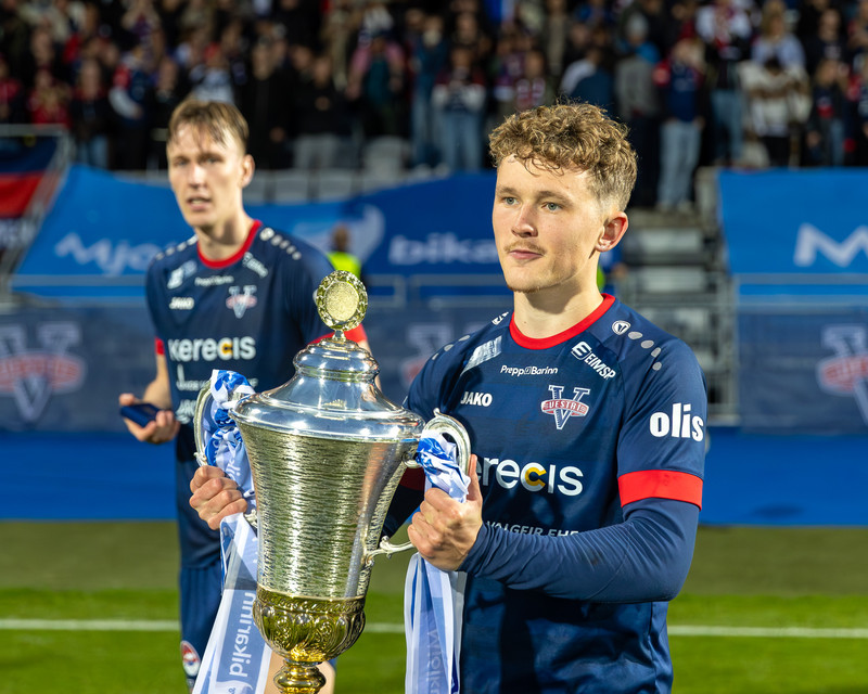 Vestri vill halda Gunnari Jónasi.