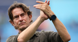 England í dag - Thomas Frank undir mikilli pressu -...