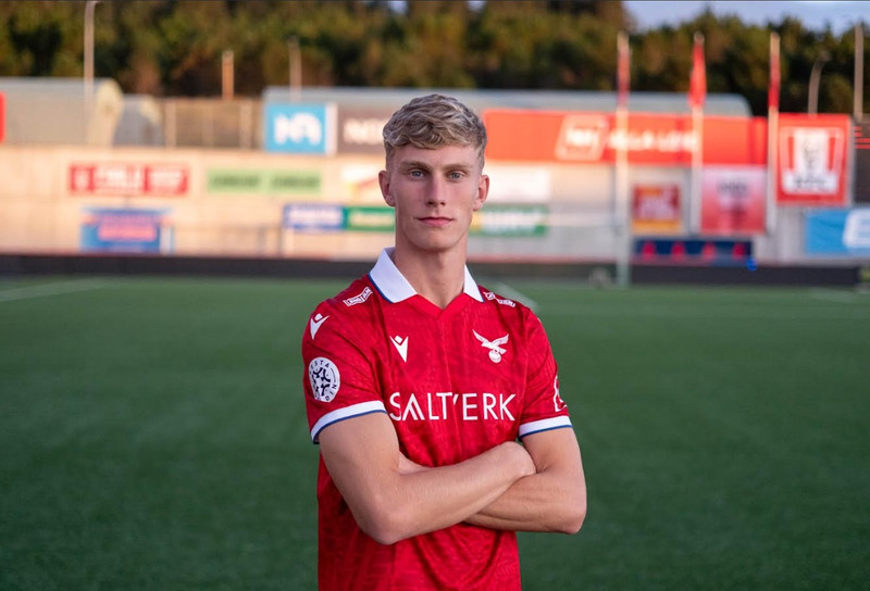 Gerði fimm ára samning við Val.