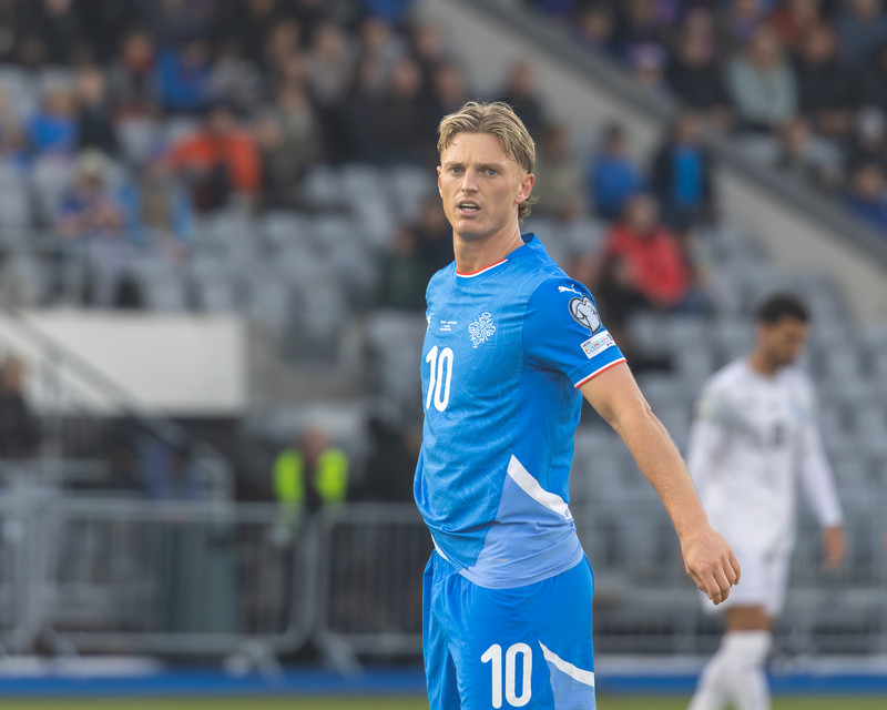 Albert verður vonandi einungis fáar vikur að jafna sig á ökklameiðslunum sem hann lenti í.