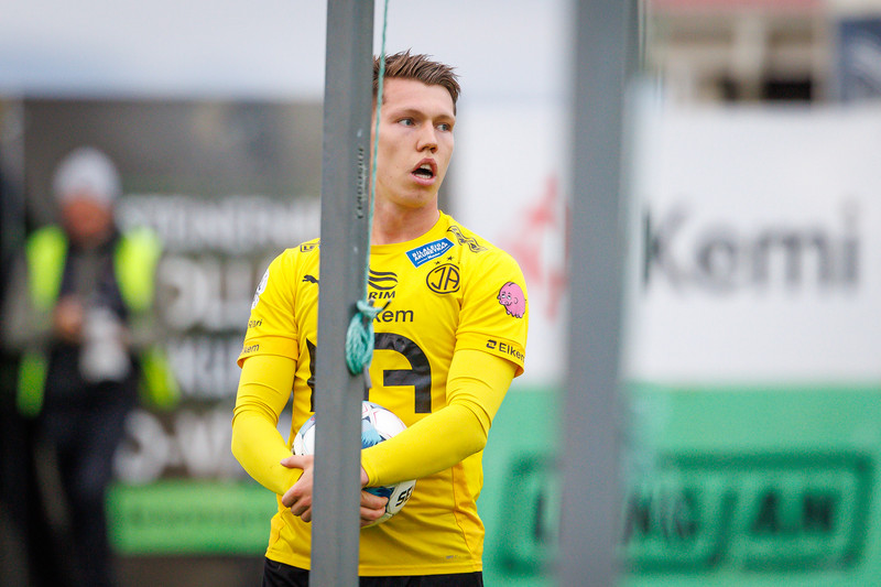 Bakvörðurinn Jón Gísli Eyland.