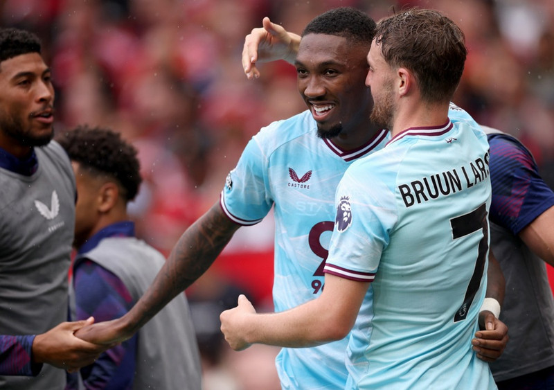 Burnley vann ótrúlegan endurkomusigur.