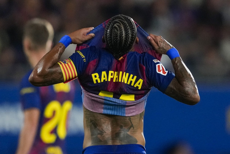 Raphinha var ekki sáttur með dómgæsluna í leikjunum gegn Atlético