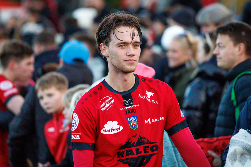 Aron Jónsson.