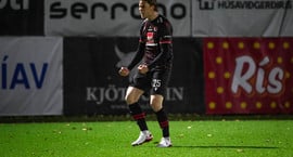 Bose-bikarinn: Víkingur í úrslit