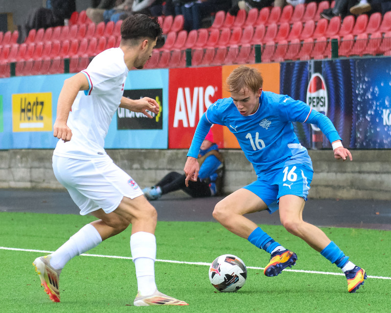Myndaveisla: Jói Bjarna tryggði U21 fyrsta sigurinn