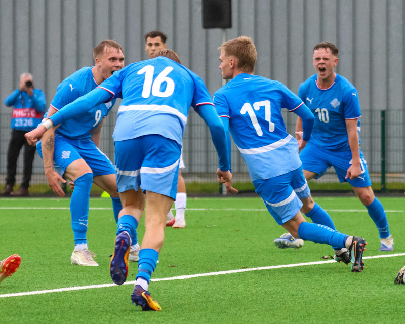 Myndaveisla: Jói Bjarna tryggði U21 fyrsta sigurinn