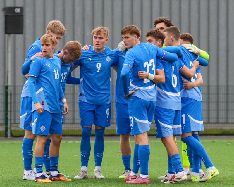 Myndaveisla: Jói Bjarna tryggði U21 fyrsta sigurinn