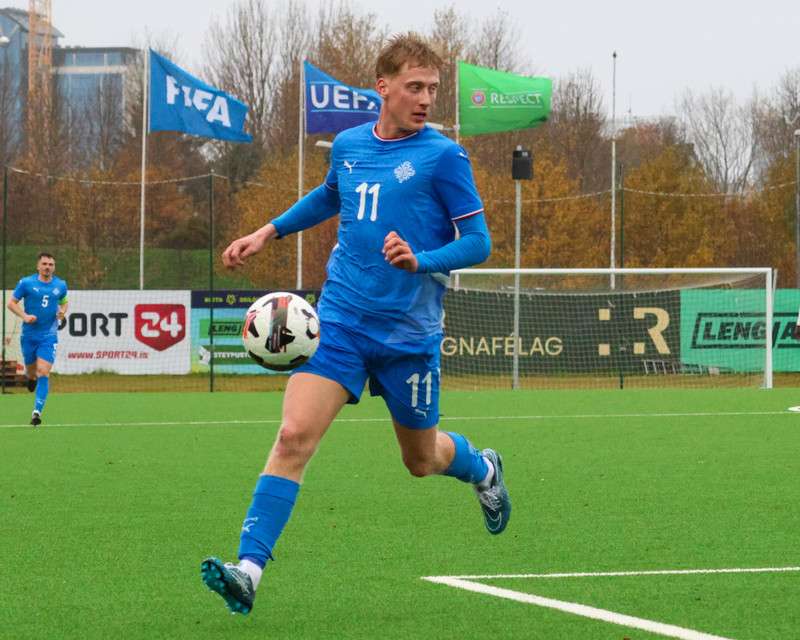 Myndaveisla: Jói Bjarna tryggði U21 fyrsta sigurinn