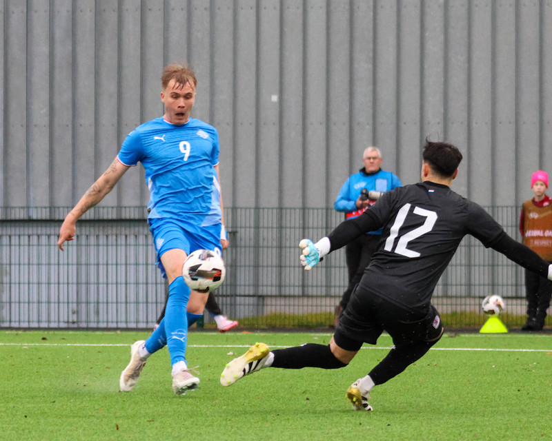 Myndaveisla: Jói Bjarna tryggði U21 fyrsta sigurinn