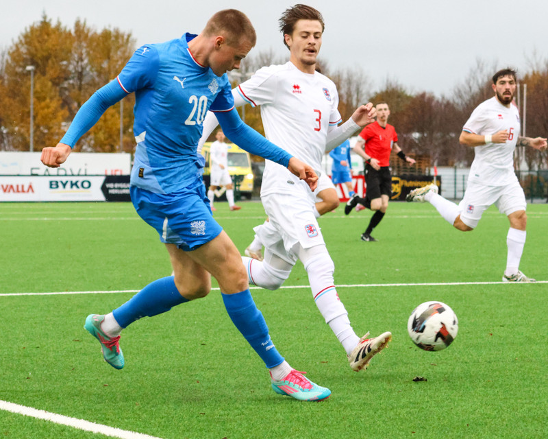 Myndaveisla: Jói Bjarna tryggði U21 fyrsta sigurinn