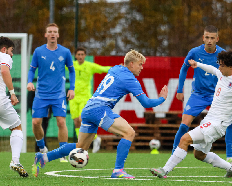 Myndaveisla: Jói Bjarna tryggði U21 fyrsta sigurinn