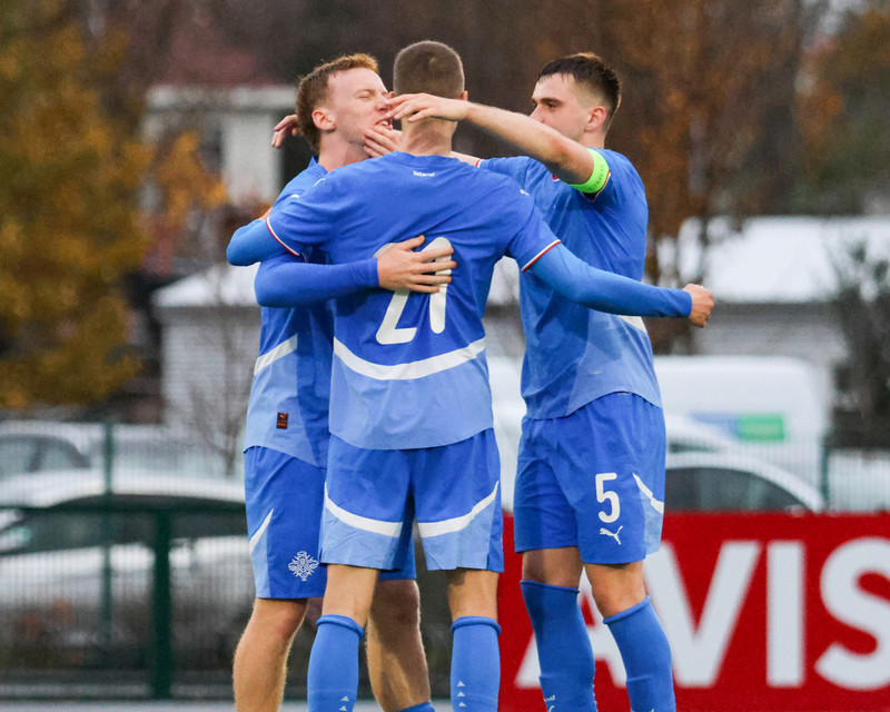 Myndaveisla: Jói Bjarna tryggði U21 fyrsta sigurinn