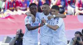 Vinícius svaraði baulinu með nýrri prófílmynd