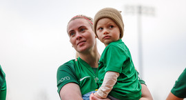 Berglind Björg á von á barni - Missir af öllu...