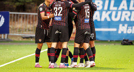 Ísland um helgina - Hverjir mætast í úrslitum...