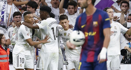 Spánn: Hasar og rautt spjald í El Clasico - Bellingham...