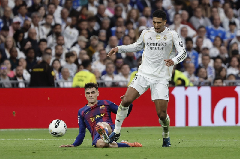 Spánn: Hasar og rautt spjald í El Clasico - Bellingham skoraði og lagði upp