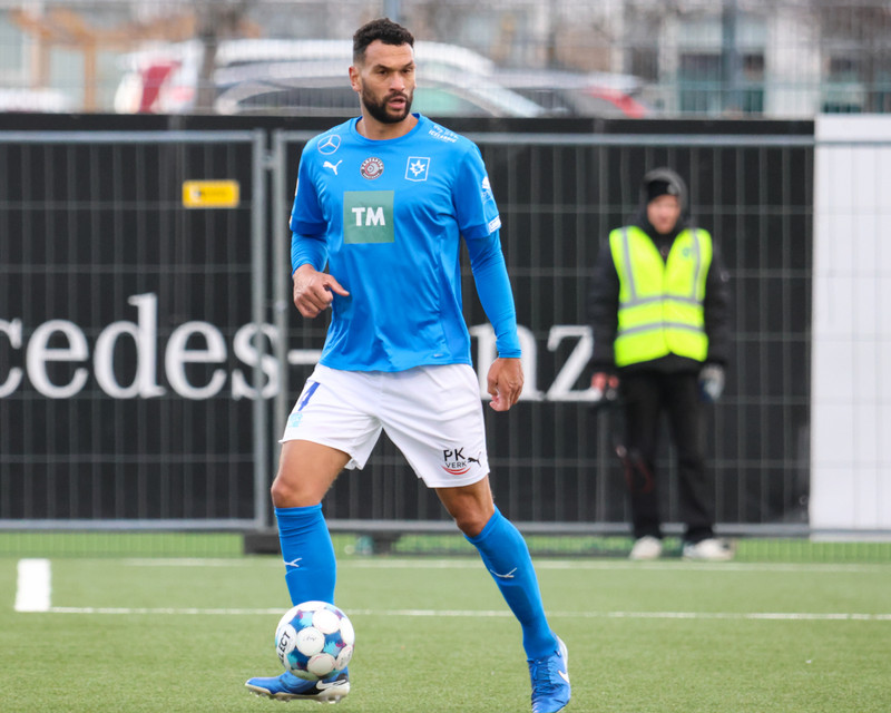 Caulker leitar að nýju starfi - Dreymir um úrvalsdeildina