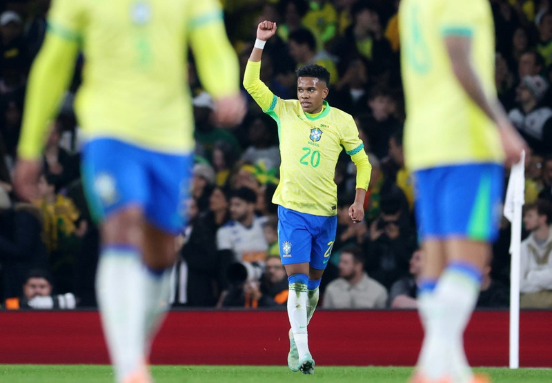Vináttulandsleikir: Estevao og Casemiro á skotskónum