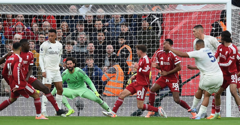 Liverpool og Nottingham Forest mætast.