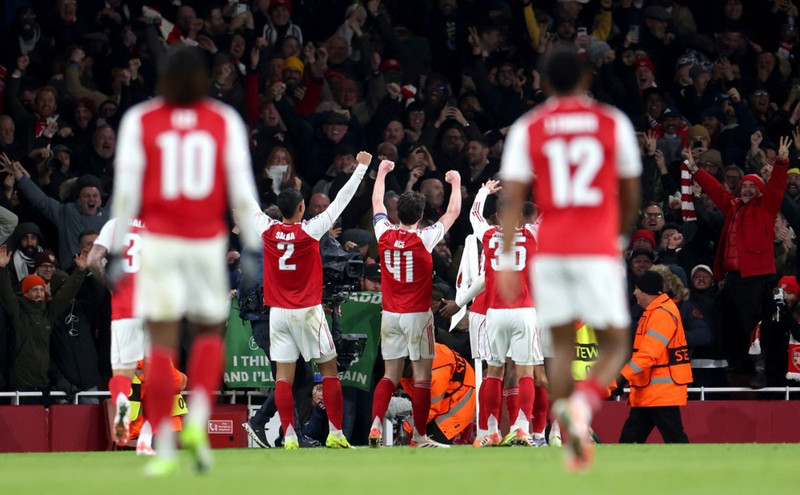 England: Bara Úlfar sem skoruðu í dramatískum sigri Arsenal