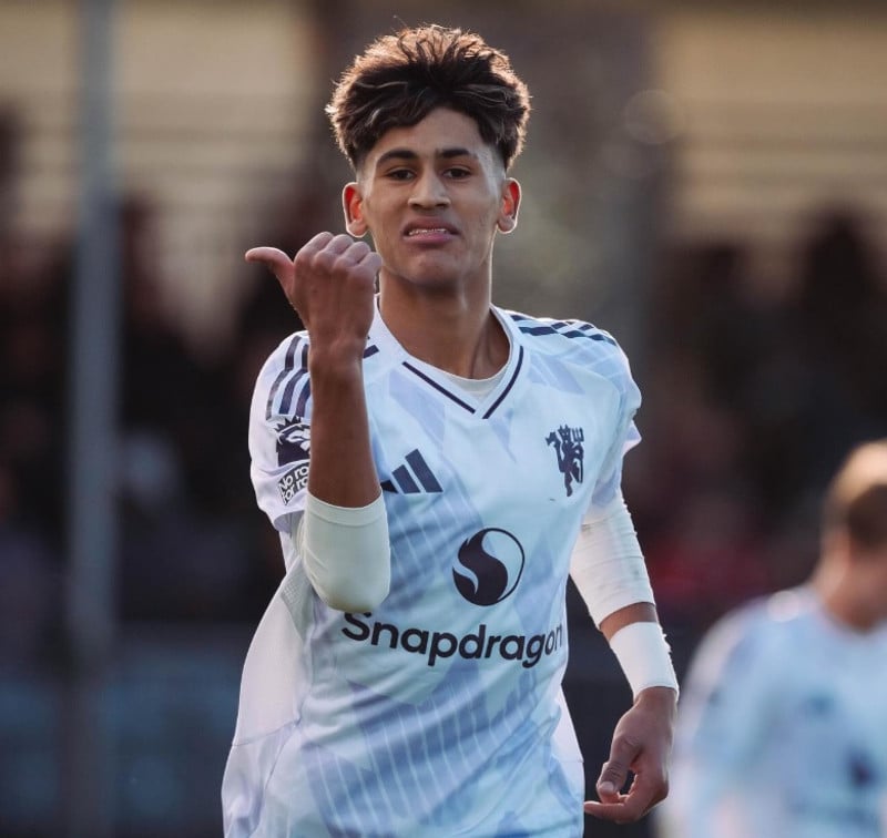 Sá yngsti til að spila með aðalliði Man Utd