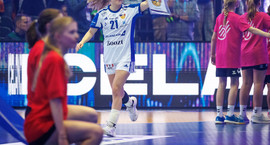 Sandra Erlings spáir í 15. umferð ensku...