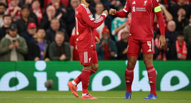 Van Dijk vill að Salah verði áfram en hefur ekki...