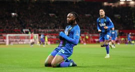 Sjáðu atvikið: Átti Semenyo að fá rautt spjald?