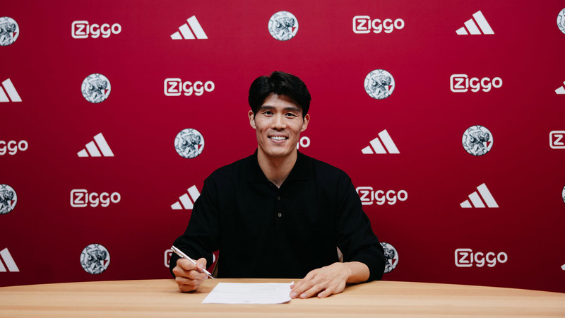 Tomiyasu til Ajax (Staðfest)