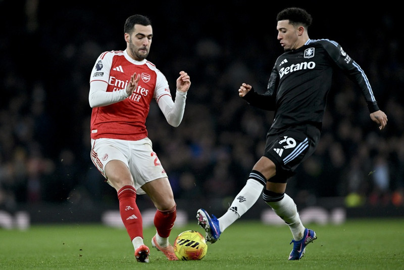 Merino braut bein - Arsenal skoðar lánsmenn