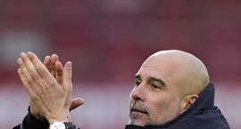 Pep: Sáuð þið bekkinn hjá okkur í dag?