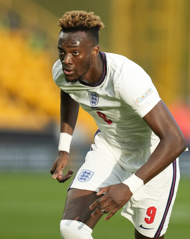 Abraham er með 3 mörk í 11 A-landsleikjum fyrir England.