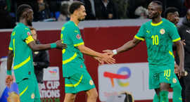 Senegalar komnir aftur á völlinn