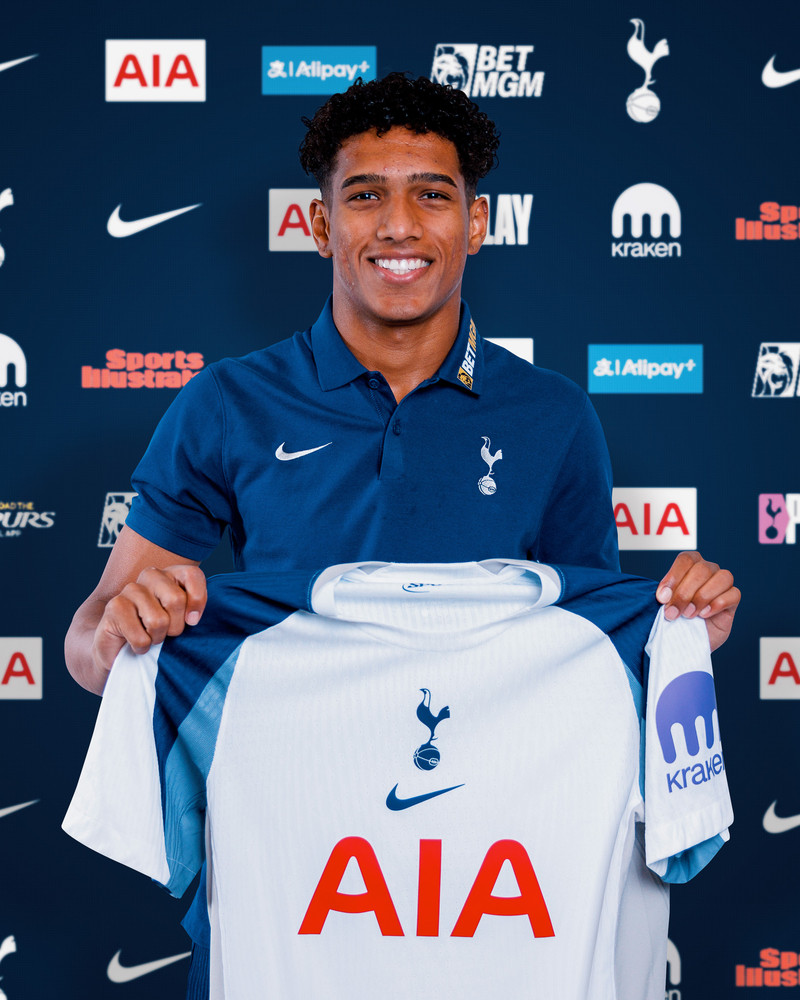 Souza til Tottenham (Staðfest) - „Draumur frá barnæsku"