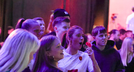 Myndaveisla: Mikil stemning á pílumóti Fótbolti.net