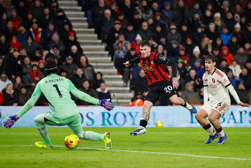 Alex Jimenez í leik með Bournemouth.